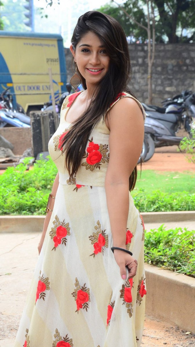 beauty19smale's tweet image. 💘❤️💘❤️💘❤️💘❤️💘❤️💘
#Chandnibhagwanani