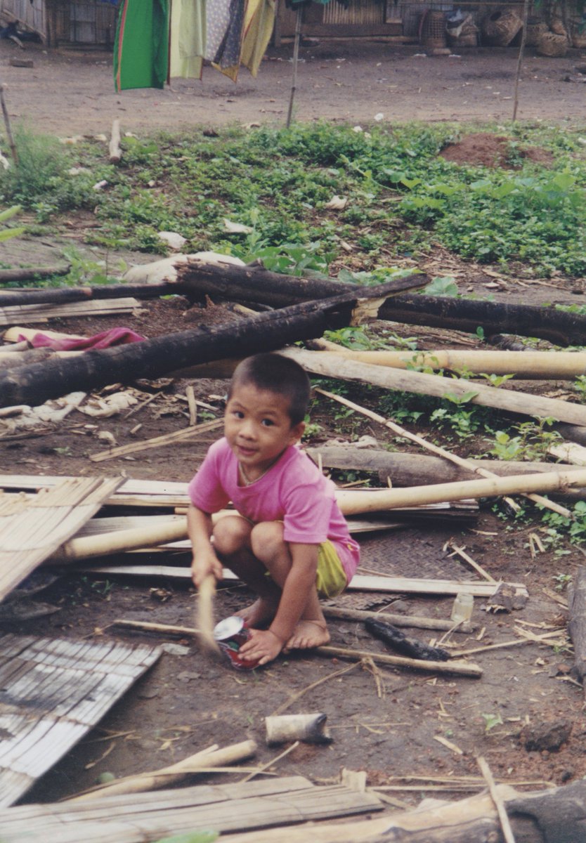 amandacjayne's tweet image. The latest review for Close Encounters of the Traveling Kind is in :) I did a video interview last night and hope it's available later this week....bound4escape.com/2018/10/24/boo…