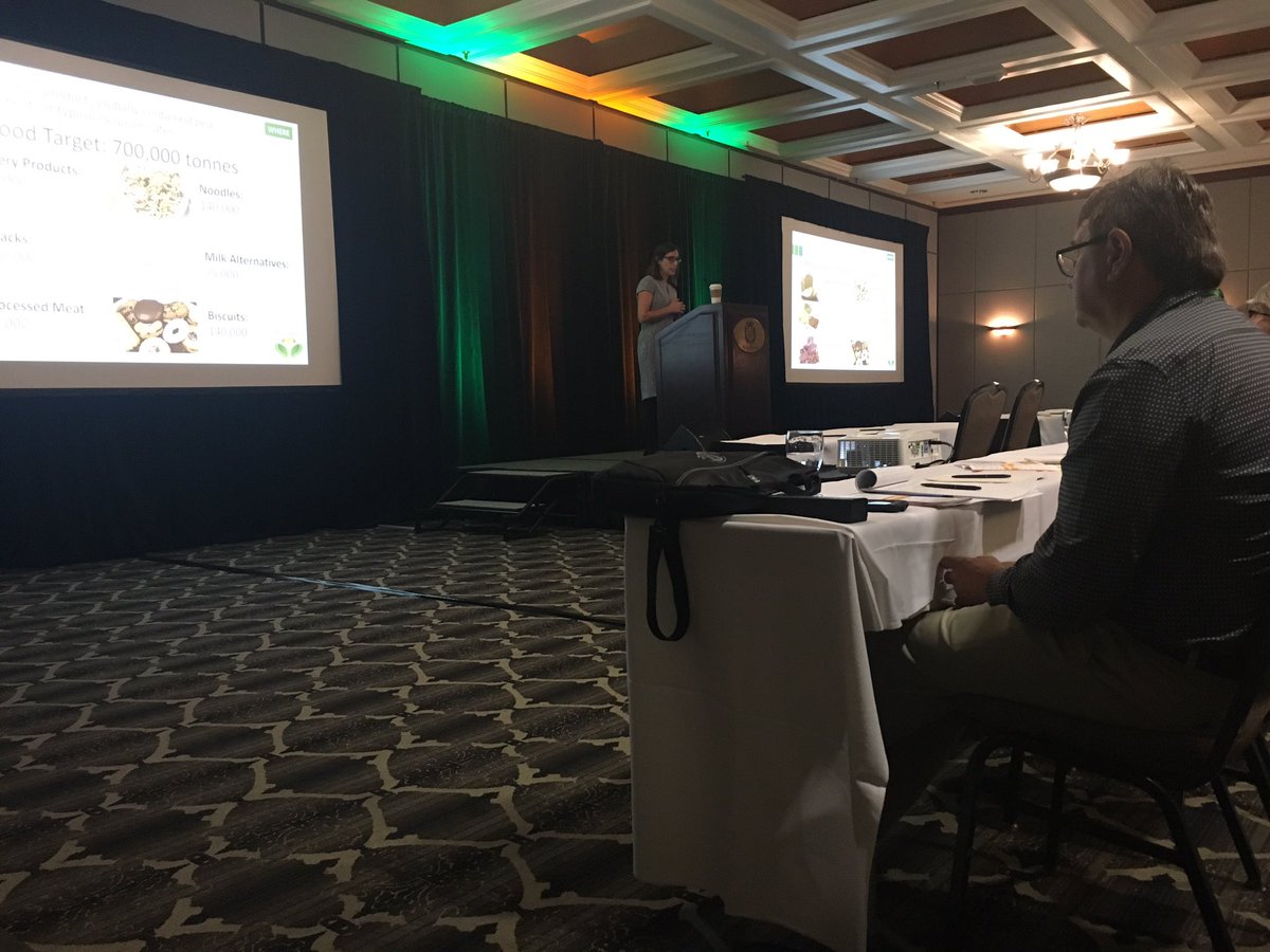 APGresearch's tweet photo. Day 2 #CPRW18 with @LikePulseCrops https://t.co/AXfzMzDDUq