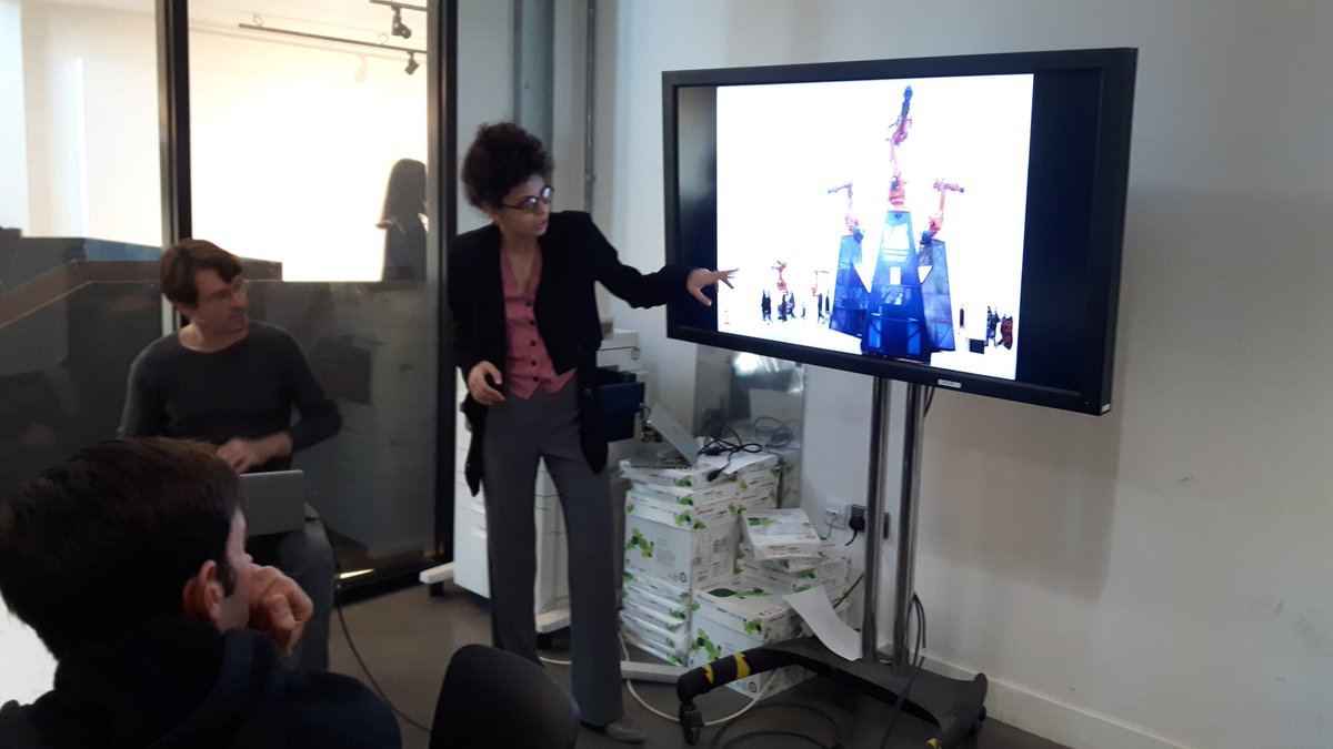 WildScreens's tweet image. What a fantastic  session @BartlettArchUCL  @wildscreens  #questlabnetwork @WayneMcGregor @studiowaynemcgregor 
On r practice led research in the city w/ #AR #VR &amp;amp; screens based interactions thanks to our brilliant  @ergin_ecem @ag_mmxv @sapphirecube @TheBartlettPhD cc @alanpenn