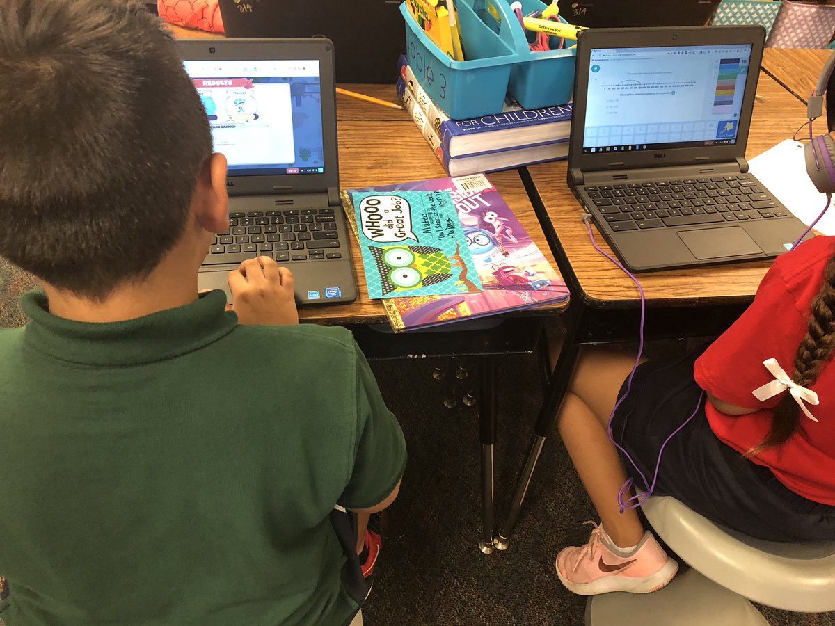 ywilliams1120's tweet image. Fabulous environment for learning @ASJohnston1. Great use of spaces and tools to help our learners grow!#mathstations #mathguidedgroups