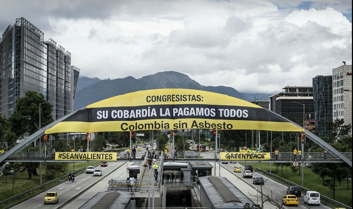 srta_cyn's tweet photo. Senadores #SeanValientes: ¡queremos la #LeyAnaCeciliaNiño! Por una #ColombiaSinAsbesto @ernestomaciast dele prioridad al proyecto y salve vidas. El momento es ahora. https://t.co/ri2nhKJ7KR