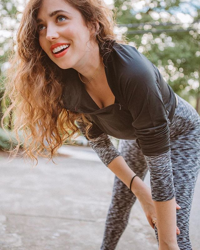 KenslieM's tweet photo. Fleece lined leggings this month for @ellieactivewear box 👏🏻👏🏻👏🏻.
.
.
.
.
.
#makeithappy #flashesofdelight #beautiful #socality #darlingmovement #postthepeople #vsco #octoberellie #bestofvsco #justgoshoot #love #smile #abmhappylife #laugh #thedulcetlife #abmlifeiscolorful #l… https://t.co/5mB8D60v6Z
