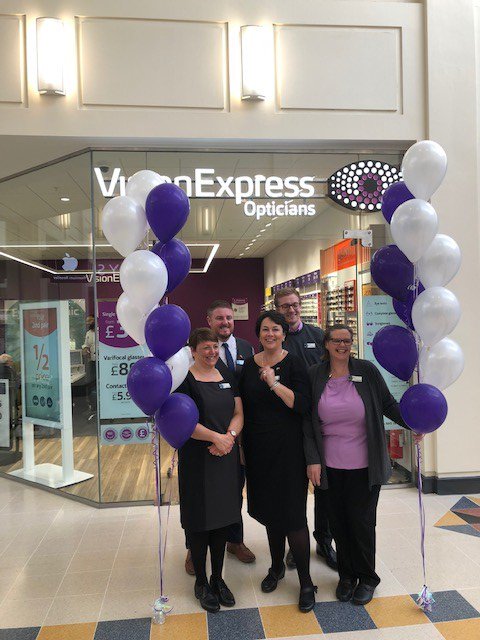 theharkgroup's tweet photo. Vision Express Open Brand New Store at @WatersideSC https://t.co/gFDOLPjnCi