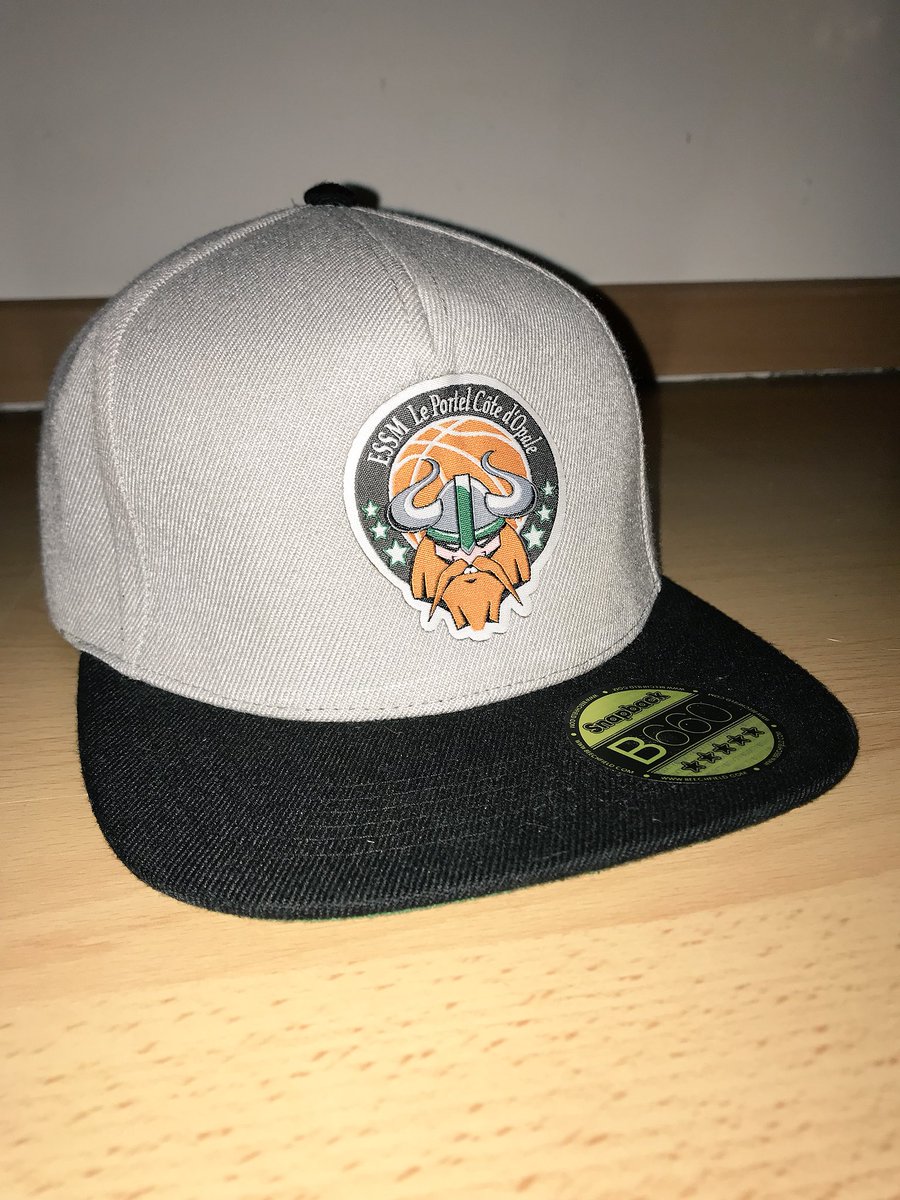 ESSMPortel_news's tweet image. [#LABOITEACADEAUX 🎁]

Comme prévu, suite à la précieuse victoire obtenue face à Fos, @ESSM_LePortel vous fait gagner la snapback officielle 🧢 !

Pour participer, rien de plus simple RT 🔄 ce tweet et Follow ✅ le compte @ESSM_LePortel !

🍀 Tirage au sort ce dimanche.