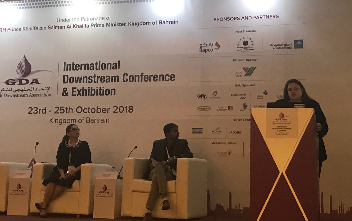 NataliekiserK's tweet photo. Cassandra Shoessow, KBR Sr. Technical Professional Leader presents Innovative solutions for Resid upgrade and improved refining margins at GDA conference 
#GDAconference2018 #KBRInc #KBRTechnology https://t.co/9ydFdCRQnm