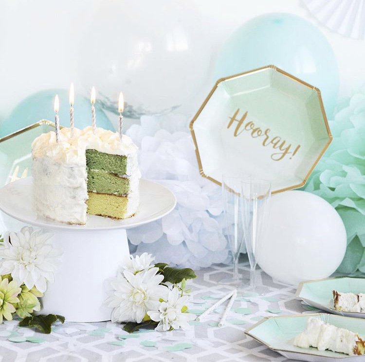 VegaooParty_it's tweet photo. Qualche bella idea decorativa per un compleanno dolcissimo!👶🎂
 
Grazie a @a_littleb per la foto 📷

#happybirthday #decorazione #cake #birthday #baby #boy #blue #white #balloons #cute #vegaoopartyit https://t.co/w4m4mH1poj