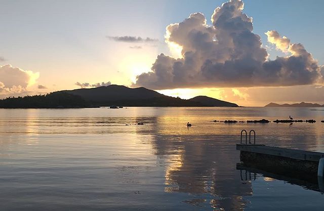 Good morning from our dock to yours! It is going to be a pretty hectic three weeks!
Our founder will be teaching #entrepreneurship to @sairahospitality students and getting them ready for their North Sound Pitch with guest speaker <a href="/richardbranson/">Richard Branson</a> on Nov … ift.tt/2Rd2tGy