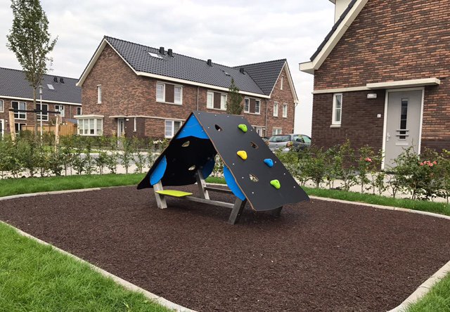 playsafesound's tweet photo. Looking for a small space saving climbing unit? This lovely climber has two sides of climb wall and some low level seating. https://t.co/lqMfgzszwr #climbing #climbwall #playground #playarea #lowcostplay #savings #fun https://t.co/c0fKzxL34E