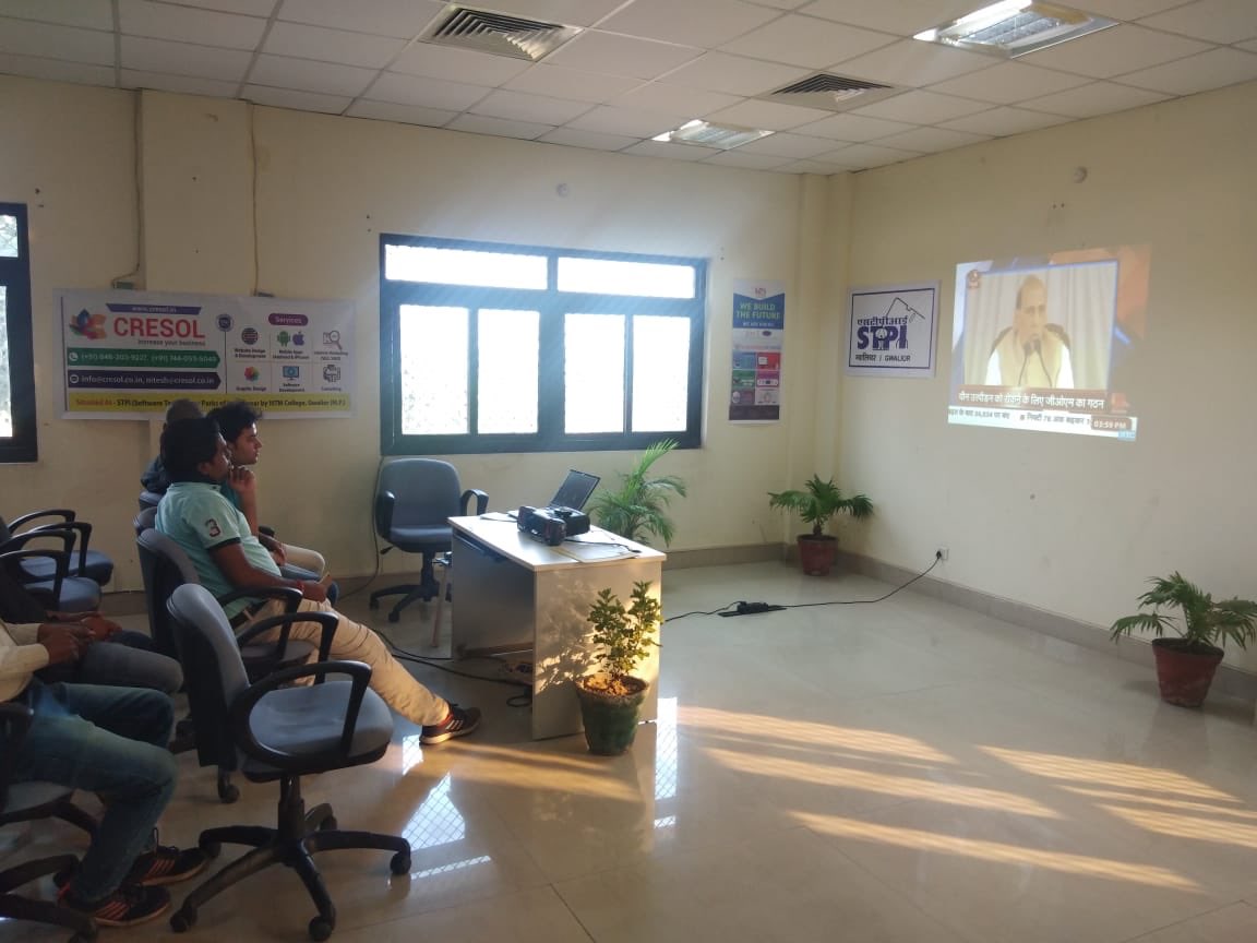 cresolteam's tweet image. From city of #Gwalior IT Professionals of STPI Incubation unit @cresolteam are currently watching the live webcast interaction of Honourable @PMOindia Sri Narendra Modi #Self4Society #MaiNahiHum #STPIINDIA @PMOIndia @GoI_MeitY @rsprasad @OfficeOfRSP @SSAhluwaliaMP @Omkar_Raii