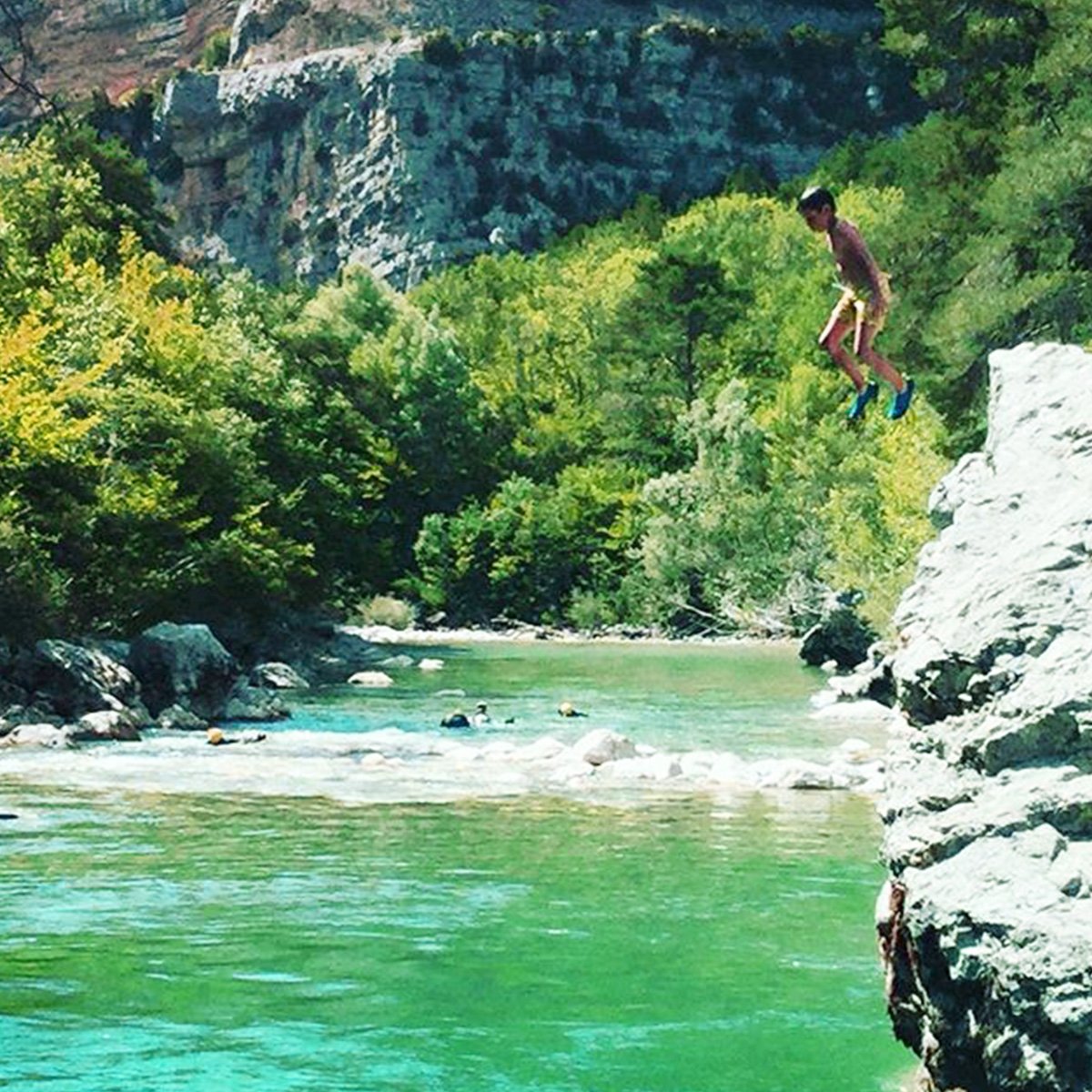 Cap de faire le grand saut depuis les Gorges du Verdon comme <a href="/gautier1308/">gautier lina</a> ? 🍃