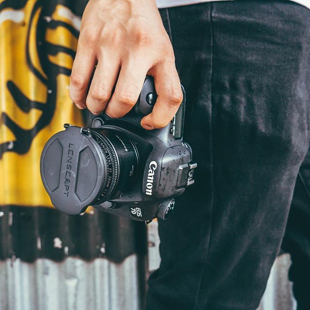 lenscapt's tweet photo. Perfect for keeping your lenses protected while shooting on the go. LIVE on Kickstarter now, link in bio. https://t.co/itMOrRVPYN https://t.co/79C8yYLSxx