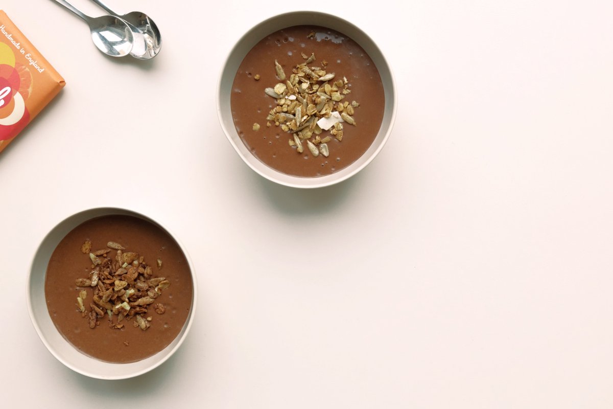 You need this #vegan chocolate ganache pudding #recipe in your life 😋 qnola.co.uk/qnola-life/veg…