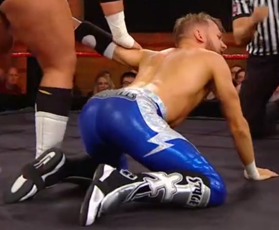 WrestlingsportC's tweet photo. Mandrews is thicc in some places https://t.co/FjG69yxMMq