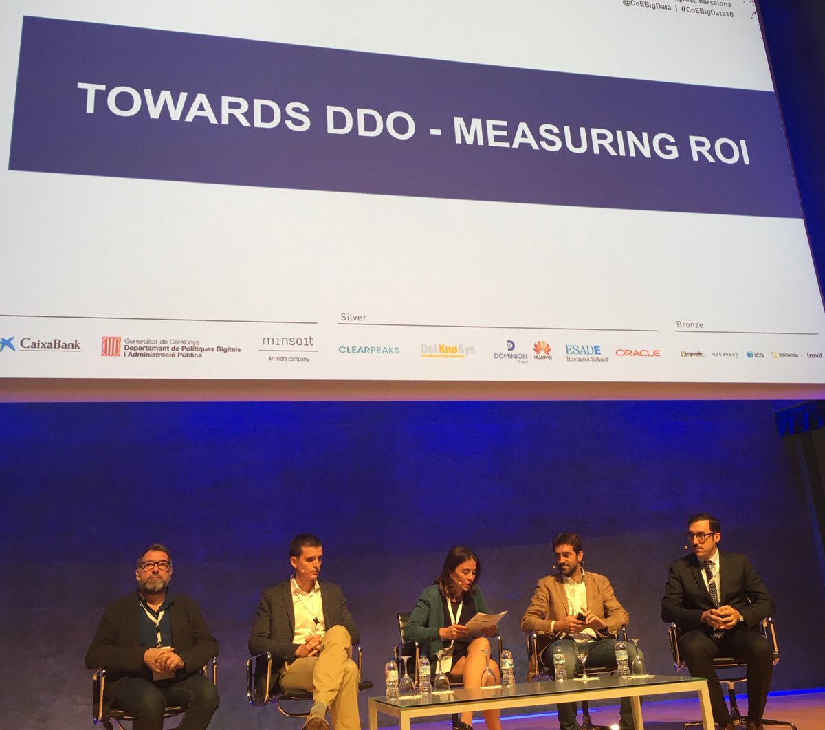 Gemmabatlle's tweet image. bon dia! Avui des de #bigdata congress #coebigdata @CoEBigData  parlant de estratègia de dades  a la sessió: towards Digital driven organization #DDO i rois i despres presentant @Eurecat_news al elevator pitch