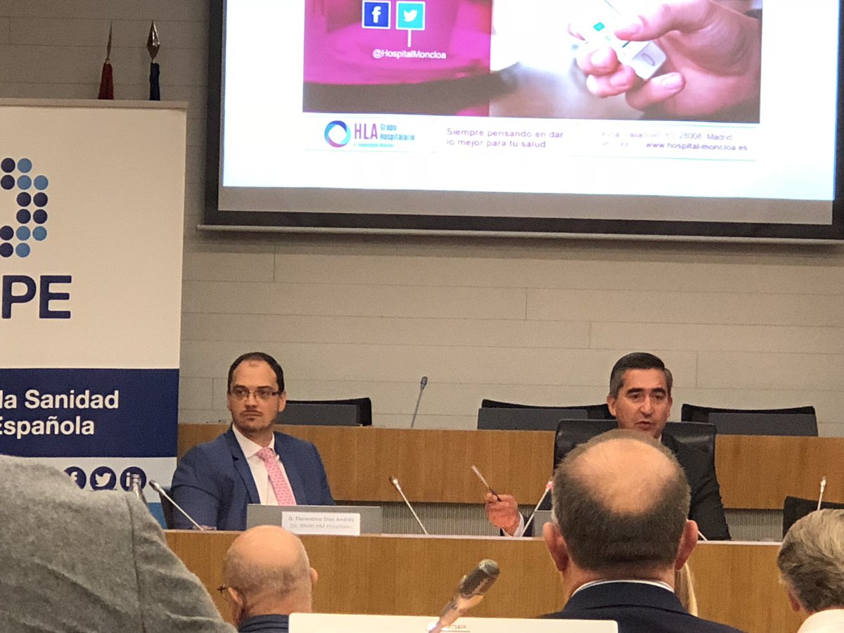 ForoRRHH's tweet photo. Las personas cambiamos, las personas evolucionamos, tenemos que responder a las expectativas que tienen nuestros empleados, muy permeables a lo que la gente nos demanda, comenta Florentino Diez Andrés, director de RRHH de @HMHOSPITALES #HealthInnovationLab https://t.co/2O9CAACJB4