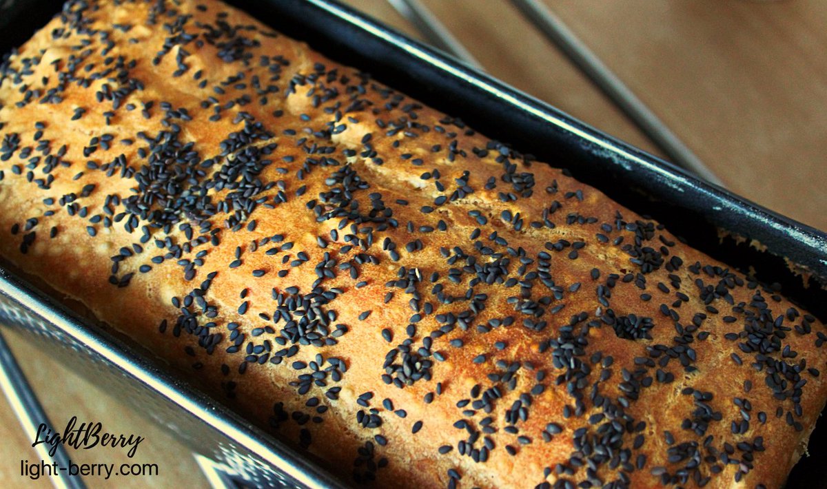 LightBerry_blog's tweet image. Many people will say that it is difficult and I will not succeed. But you try it at least once and I’m sure that you will change your mind. bit.ly/2EKLREv #recipe #batterbread #bread #homemade #foodblog