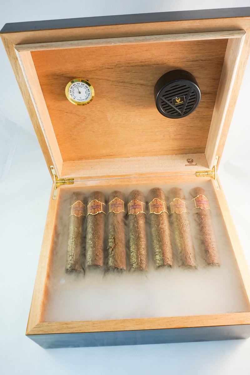 ALISON_PRICE's tweet photo. Our Milk Chocolate Mousse Cigar with Tiramisรบ and Shortbread Matches #WednesdayMotivation
#events
#perfectparties
#eventprofs https://t.co/zV0vHKJ2X2