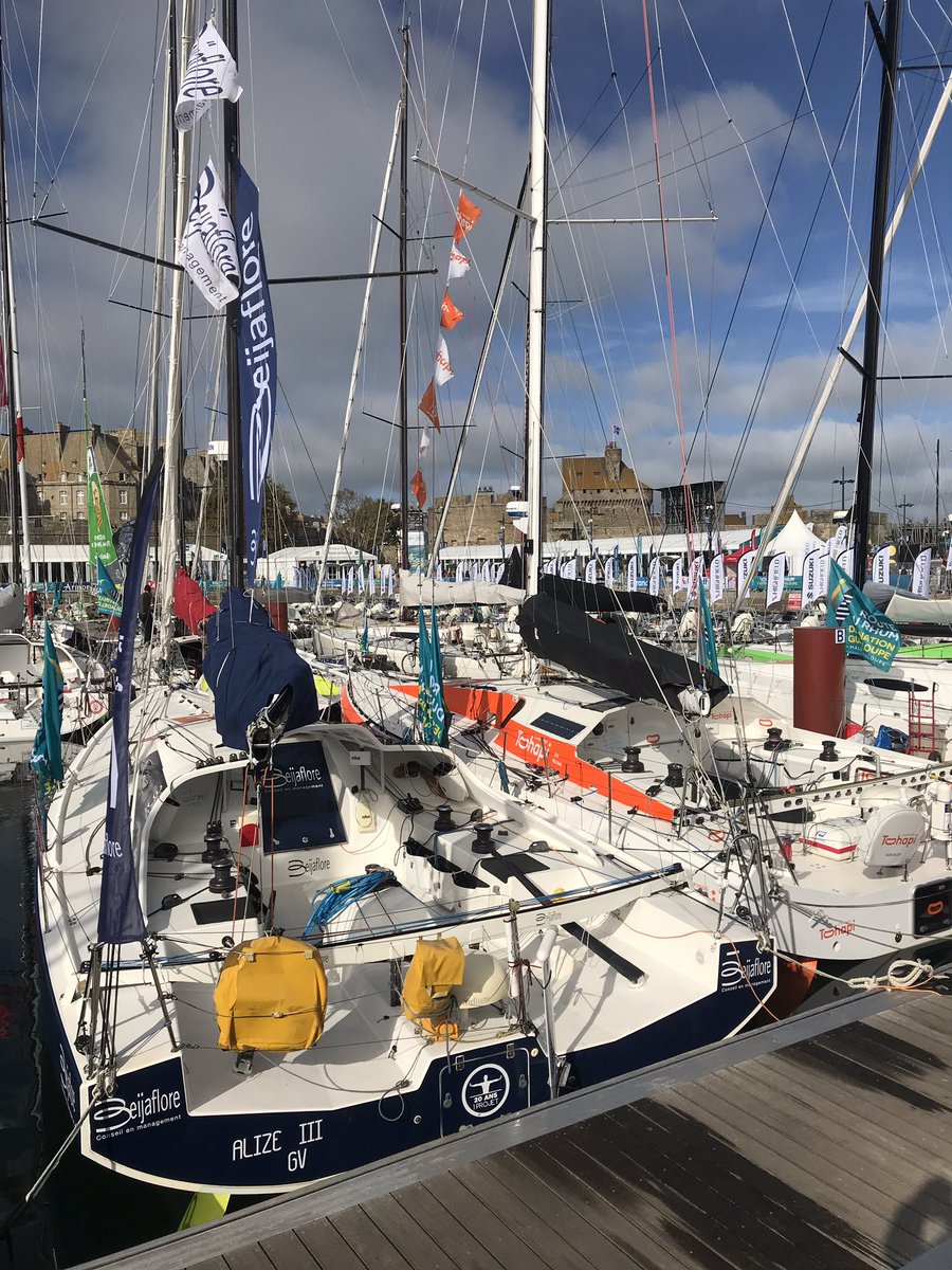 besnier_tvr's tweet photo. H-5 avant l’inauguration du #village de la @routedurhum @SaintMaloAgglo @VilleSaintMalo Déjà l’affluence sur les pontons Malouin. Reportage dans @TVR35 Soir @TngRaphaele https://t.co/my5SfnBHBp