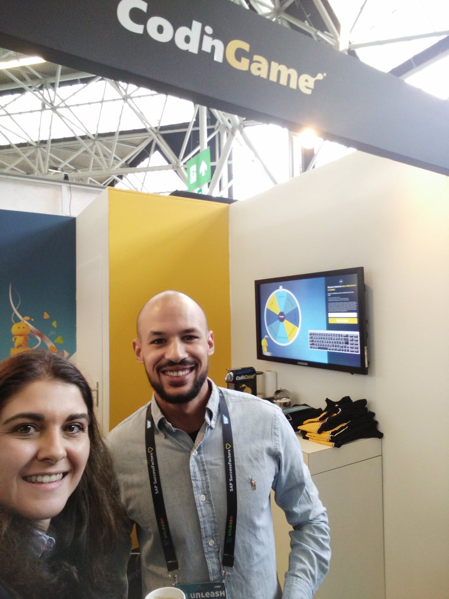 Nice to meet French folks @CodinGame from Montpellier in #Unleash18 who empowers @SocieteGenerale tech recruitment @slawnya @thexvfr @jaeude @Alexis_CA_