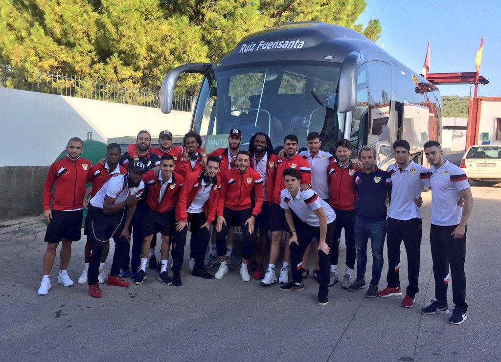 MartosClubDptv's tweet image. #Directo🔴 | ¡La expedición ya se encuentra camino de Melilla!🛣️

⚽ ¡ILUSIÓN Y GANAS para conseguir otros 3 puntos!🙌

#JuntoSomosMasFuertes ⚪️❤️