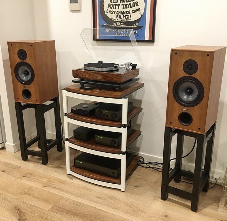 NaimAudio's tweet photo. One of our favourite Naim set ups from @my_revolvers via Instagram
Tell us about your dream stack 👇🏼
#whatsyournaim #audiophile #naimaudio https://t.co/7YxsxSIcWJ