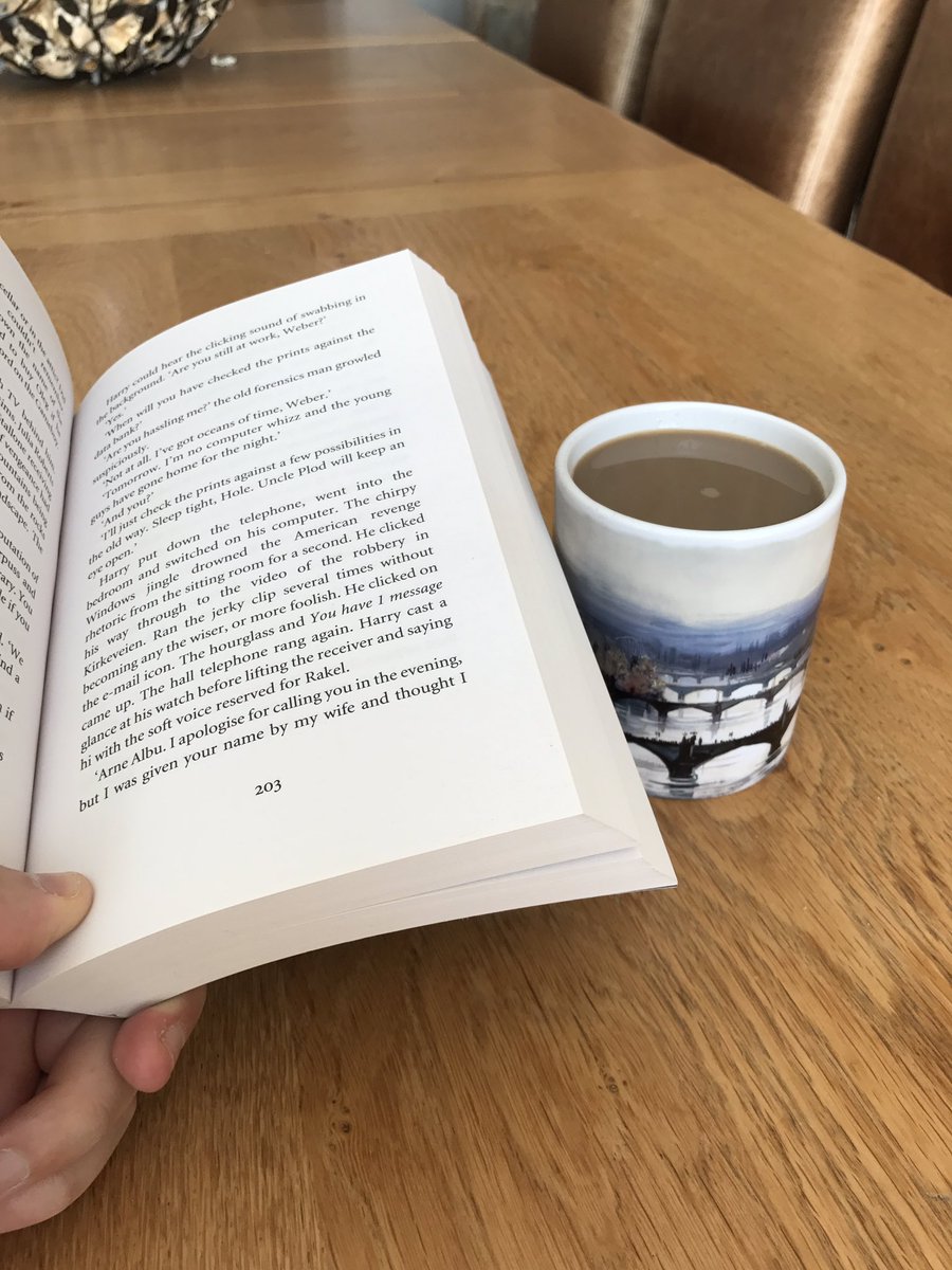 JFiskPE's tweet image. Forgotten what its like to sit down and read due to the NQT year stress. Its good. #twoweekhalfterm