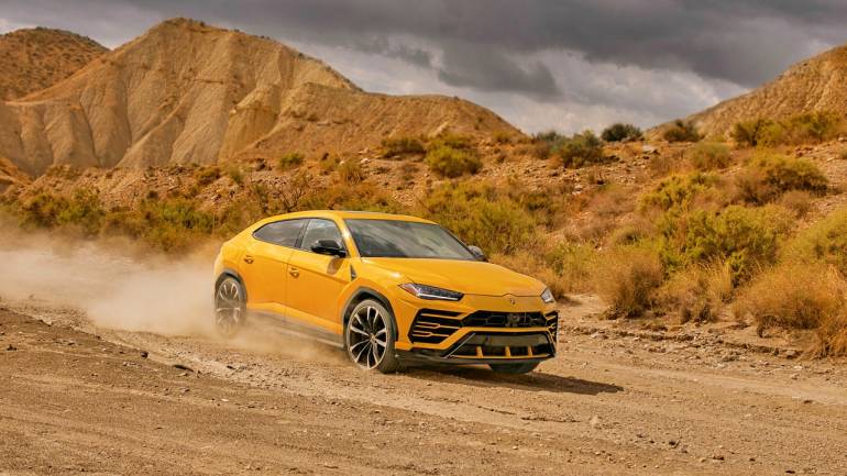 automovilers's tweet photo. ¿Cuál os gusta más? #Automovilers https://t.co/XVLXWC0GIk