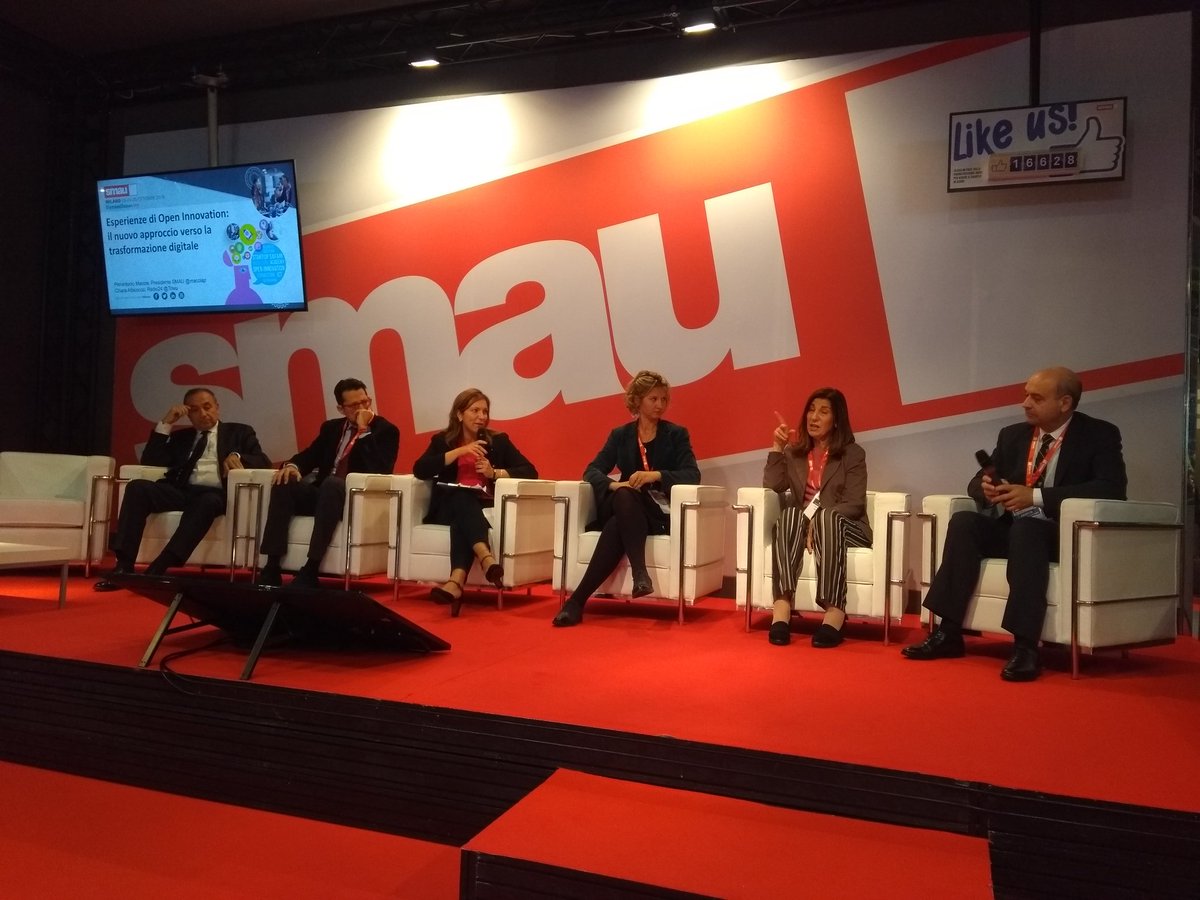 smaunotes's tweet photo. @seeweblive @RegioneMarcheIT @DiatechPGX @DompeFarma #HPComposites raccontano le loro esperienze di #OpenInnovation a #Smau Milano 2018. Call per startup innovative aperta fino al 31/10 sul sito https://t.co/eVbgmbAQp0 🚀 https://t.co/MwIB9EGwC0