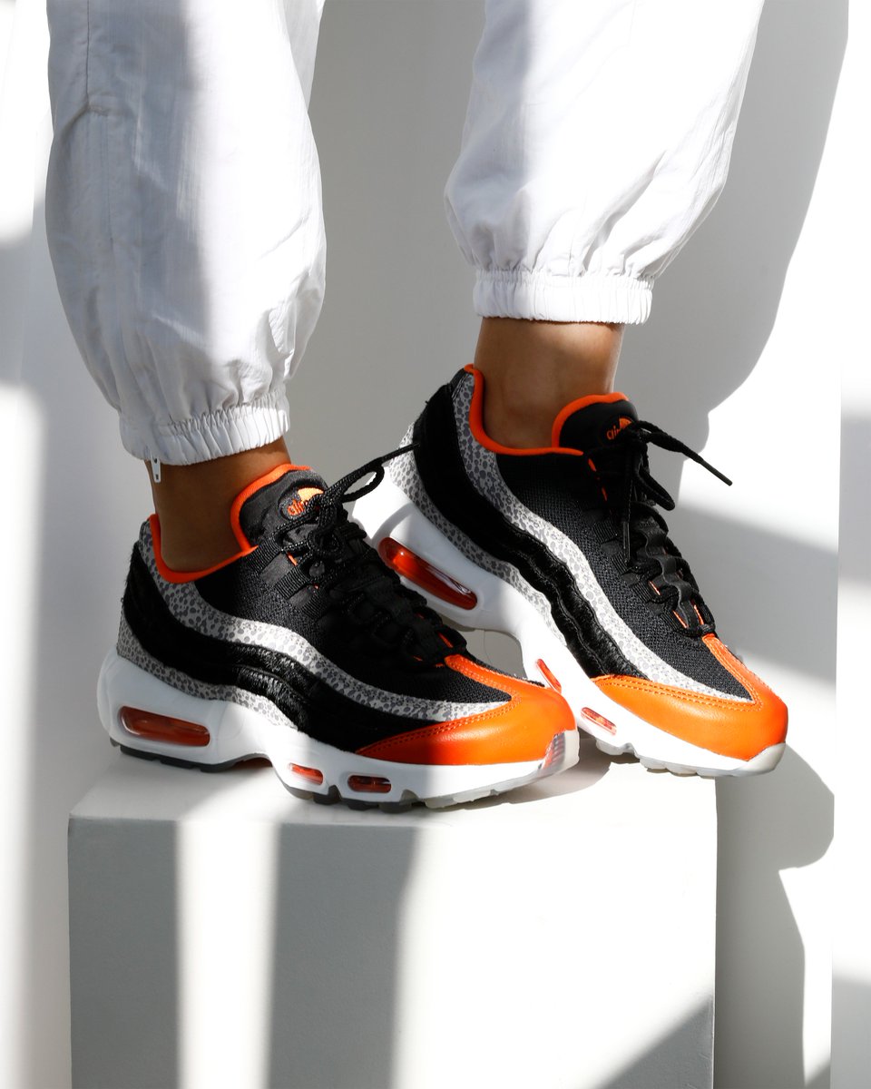 air max 95 champagne safety orange