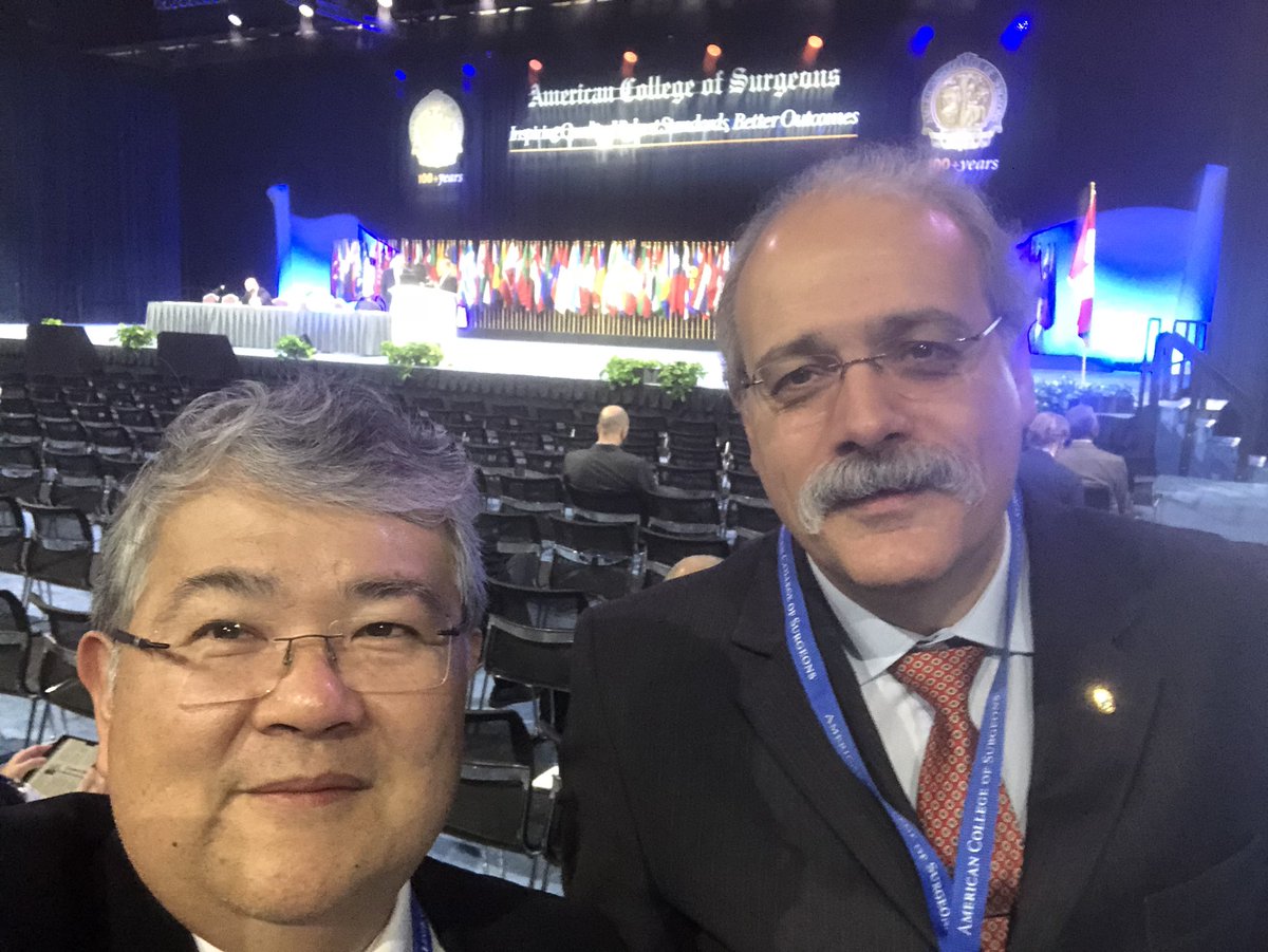 djinmori's tweet photo. #CC18selfie https://t.co/6Slg07hcaB