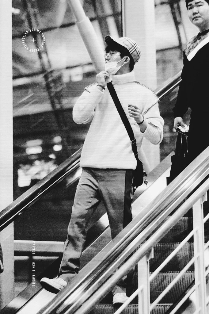 175cmheight's tweet image. 💨???? ㅋㅋㅋㅋㅋㅋㅋㅋㅋㅋㅋㅋㅋㅋㅋ

Hanbin B.I iKON
한빈 비아이 아이콘