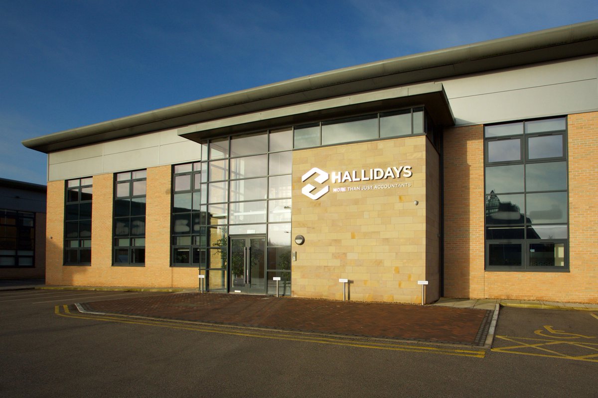 RussellBedford's tweet photo. #Congratulations to our member firm, @HallidaysGroup in Stockport, #UK, for 10 years at their current office and an incredible 175 years in practice! Read more about their #story -...from 1800 when offices would be lit by candles, oil or gas...-  here https://t.co/bsWlkkMx8q https://t.co/lvnSCejnBg