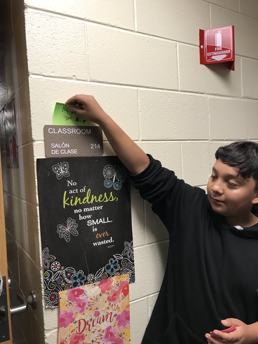 MrsVazquez54's tweet photo. So excited for the start of Keys to Kindness this year! We had great conversations and came up with amazing ideas that we are eager to share with the Armstrong community! Can I get a YAY for K2K!? @D54schools #WeAre54 #D54Armstrong https://t.co/MYQXbpYPw5