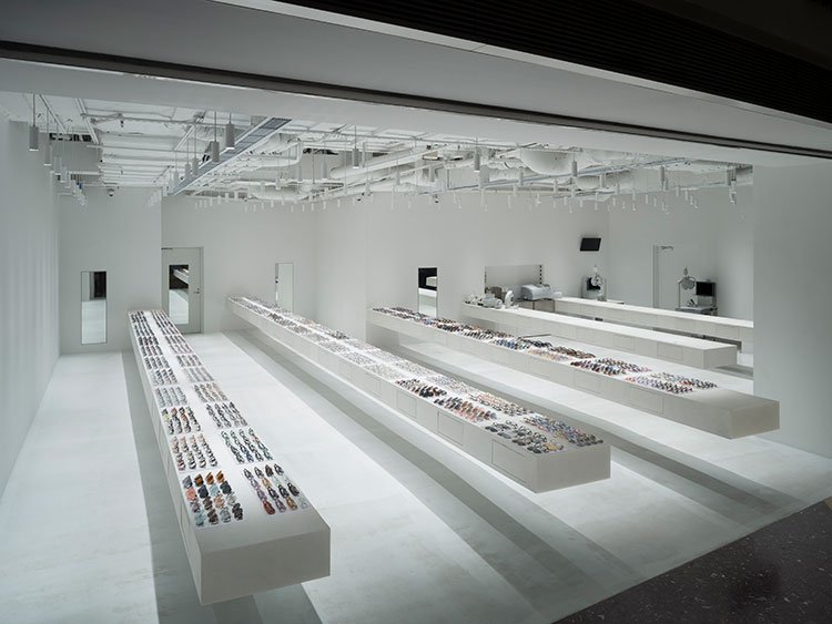 Platform_Group's tweet photo. Look at these amazing floating display tables designed for Jins in Shanghai by Junya Ishigami

https://t.co/GpNKz7fEBy

@urdesignmag 
@jinseyewear 

#design
#retaildesign
#displaytables
#shanghai https://t.co/YCfsjDk2k9