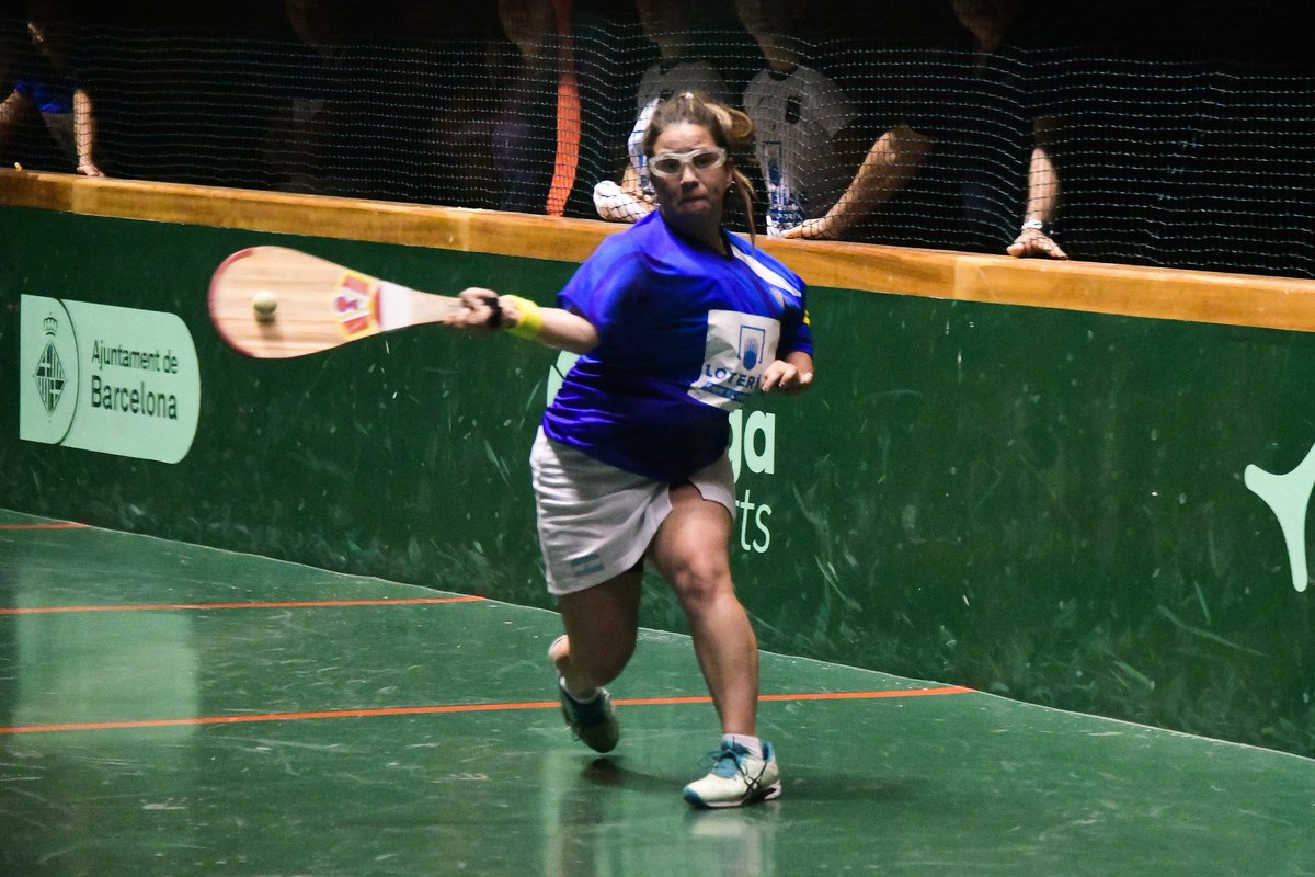 BCN_esports's tweet photo. GALERIA 📸 | Més de 900 fotos de la jornada final del @MundialPilota. Algunes imatges són realment espectaculars. No us les perdeu!! https://t.co/yPORwGKiX7 #PilotaViva #CMP2018 https://t.co/qRn9tVdqZn