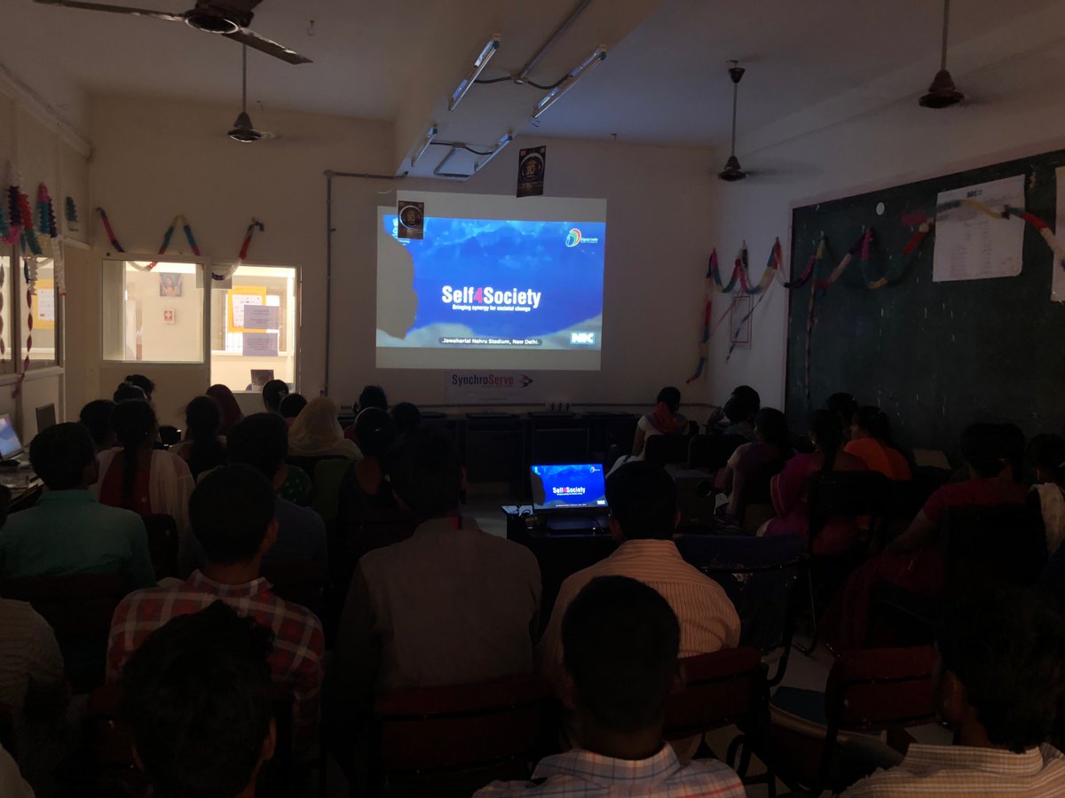 harishvu's tweet photo. #Self4Society @PMOIndia @GoI_MeitY @rsprasad @OfficeOfRSP @SSAhluwaliaMP @Omkar_Raii @_DigitalIndia @MyGovIndia @STPIVIZAG @mpdvizag @SynchroServeGS 

Very inspiring and motivational initiative. Together we can move towards a change. https://t.co/l56BcRchbh