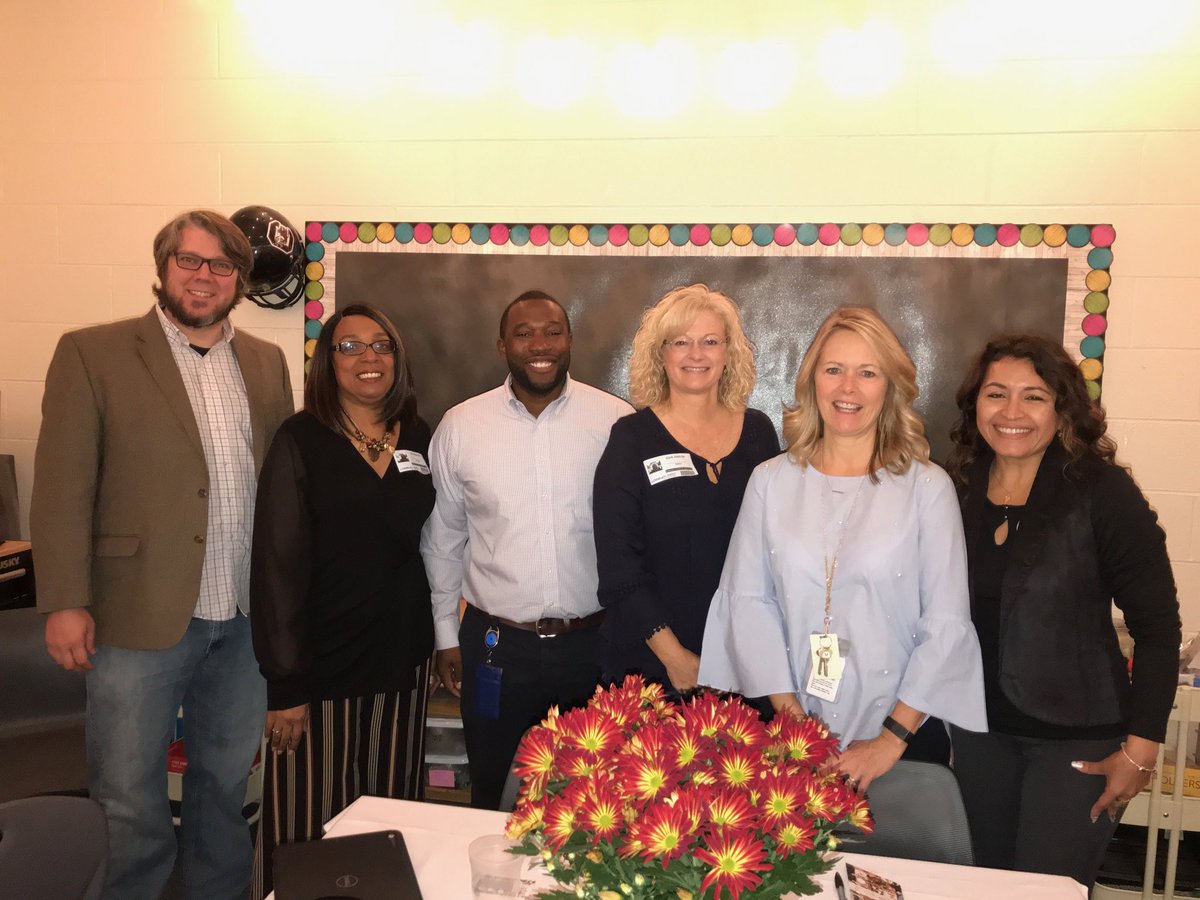 Dawnsmithusc's tweet photo. We loved hosting โOn the Tableโ and look forward to expanding our partnerships and strengthening our community! #onthetablecola #nsecrickets #richlandtwo https://t.co/jMJFr5vjWR