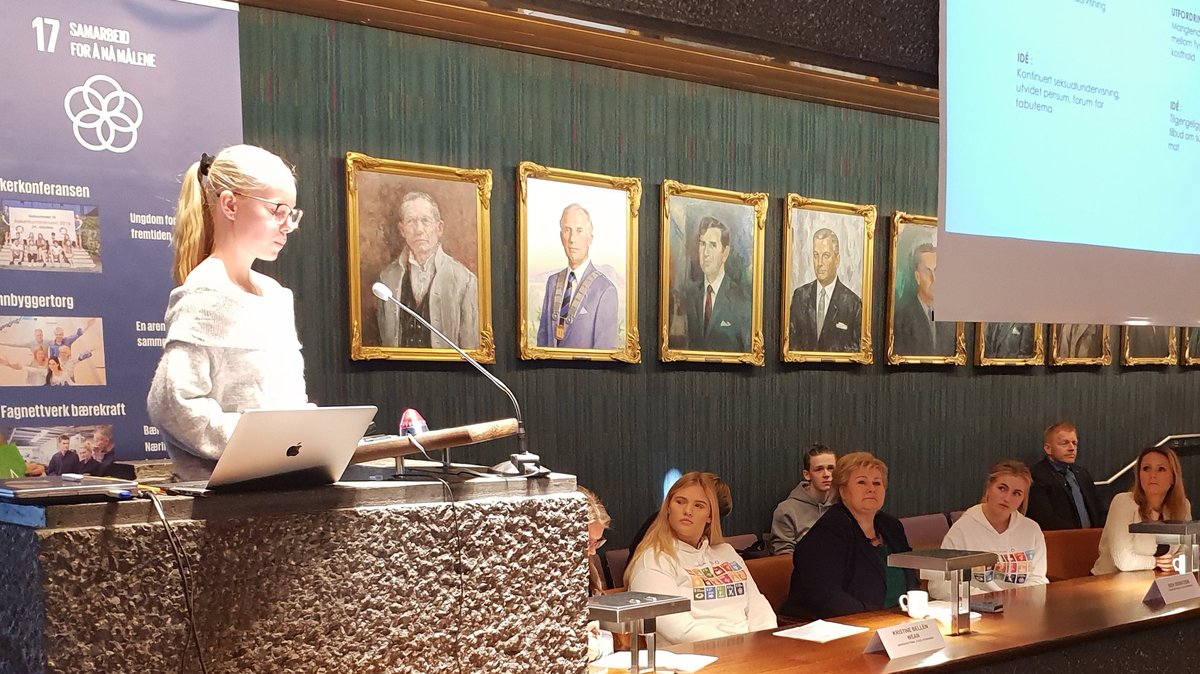 jonasls's tweet photo. @erna_solberg listened attentively to all group presentations at #askerkonferansen today and provided encouraging feedback. How can youth be better enabled and empowered to participate in and influence decision-making? @Norecno @lnu @UNHABITAT @unhabitatyouth @askerkommune https://t.co/L0DevGgjfp