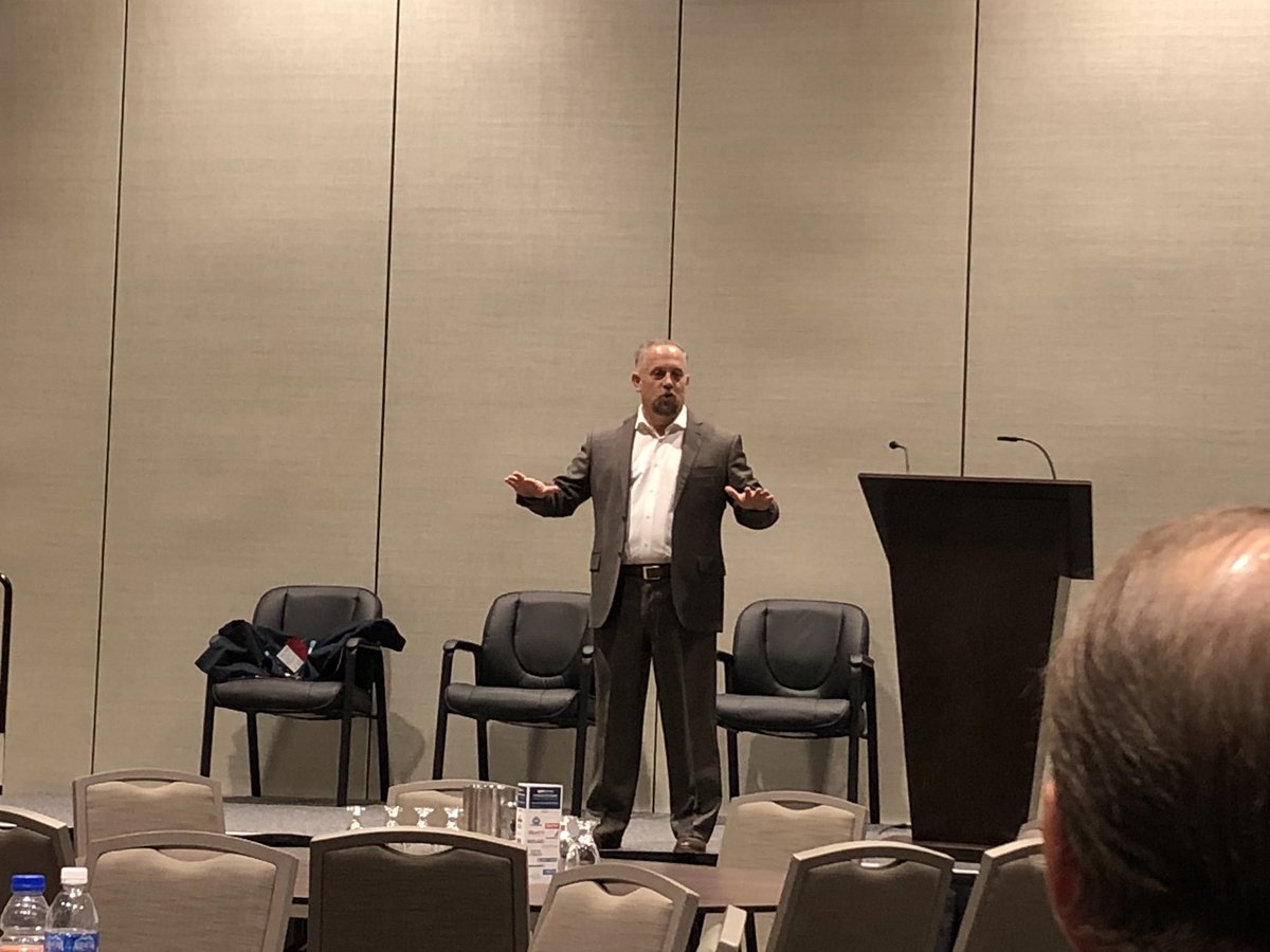 SIBTruckInsure's tweet photo. Driver Inc is new to Atlantic carriers but has been seen in Ontario and we should all be aware of it. Incorporated drivers are still employees by CRA and supported by CTA @CanTruck @APTA_Trucking #aptaSummit2018 https://t.co/id9KCnkyxP