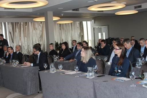 SmartFactoryHUB's tweet image. Throwback!!
Read more information about the workshops in our homepage!
Workshop in Croatia: interreg-danube.eu/news-and-event…
Joint Workshop: interreg-danube.eu/news-and-event…
@Interreg_Danube @INTERREGTweets  #workshop #smartsolutions