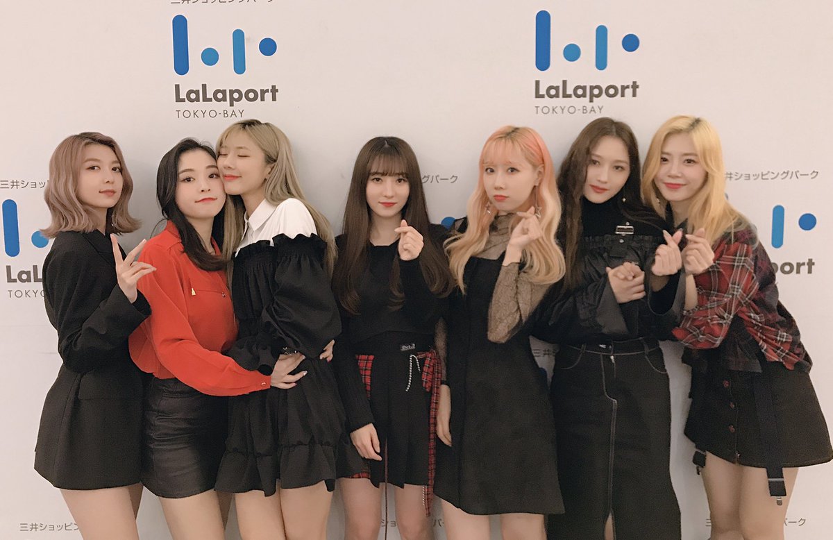 hf_dreamcatcher's tweet photo. [#드림캐쳐] 오늘 카와이 일본 썸냐들이랑 더 가까이 만날 수 있어서 너무 설레었어요 ^^~~~ 내일도 즐겁게 만나요~🤗
#Dreamcatcher https://t.co/zLwfcaZQUf