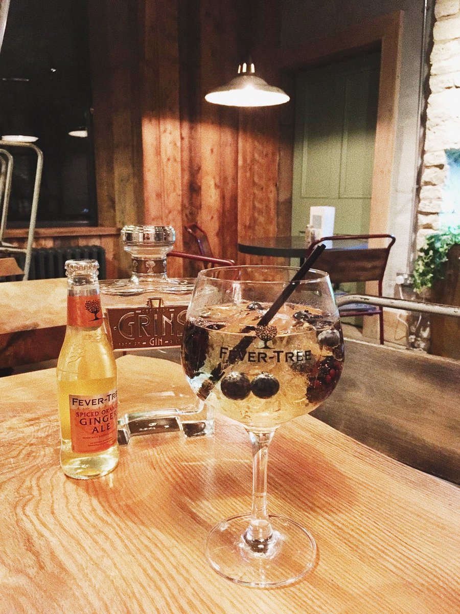 Autumn is truly upon us, so here’s a GnT to warm you up on the cold evenings ahead...🍂 

#Grins gin, combined with <a href="/FeverTreeMixers/">Fever-Tree Mixers</a> Spiced Orange and Ginger tonic and blueberry and blackberry garnish 🍸

#thecottonhouse #helmshore #lancashire #gin #ginandtonic #fevertree #grins