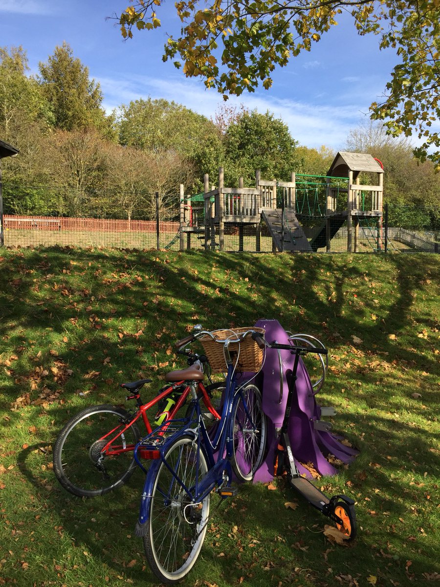 BWTravelGroup's tweet photo. Lovely Autumnal day for a bike ride to @Bridgewater_Sch https://t.co/57p46rjhNa