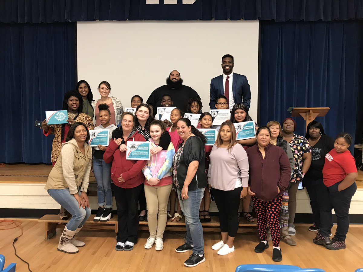 HeartForMonroe's tweet photo. Beautiful night at @EastES_NC  as we kicked off our Men &amp; Women in the Making programs with students, mentors, and parents! #beamentor #changealife #goEagles 
@1MClubs  #TeamUCPS @UCPS_MonroeNC #realifeskills #buildingconfidence https://t.co/PN9M8CyElr