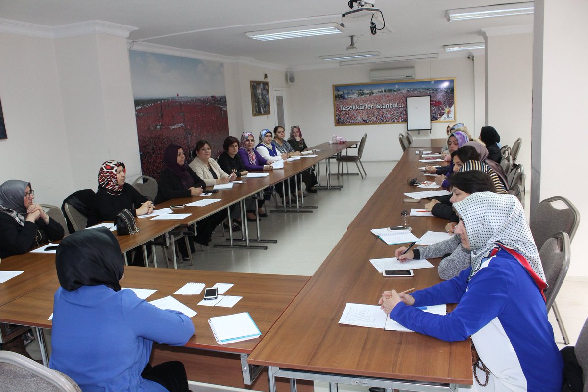 akkadinavcilar's tweet photo. Başkanımız Sn. @sedaadatiryaki Başkanlığında Mahalle Başkanları ve Yönetim Kurulu Toplantımız Gercekleştirildi. https://t.co/zs62pwby3m