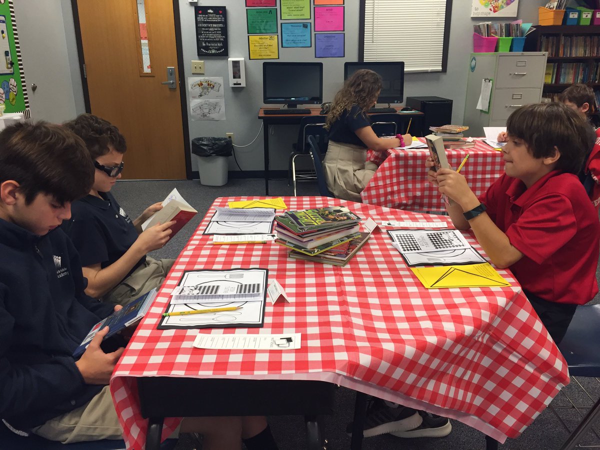 JulieWeiser's tweet photo. The customers have arrived! #delicious #davis5 https://t.co/f2vkwwlMWn