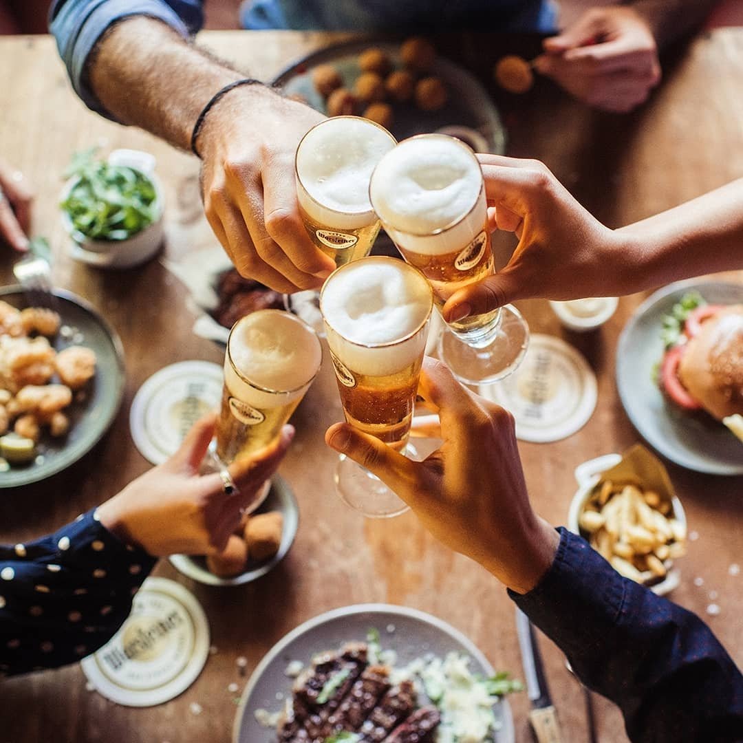Monikos_'s tweet photo. Wh0 can resist German Beer during Oktoberfest.. who can resist German Beer at all? You? You? Me? I didn't think so.. checkout @Monikos_ https://t.co/gK1eDjl9yi