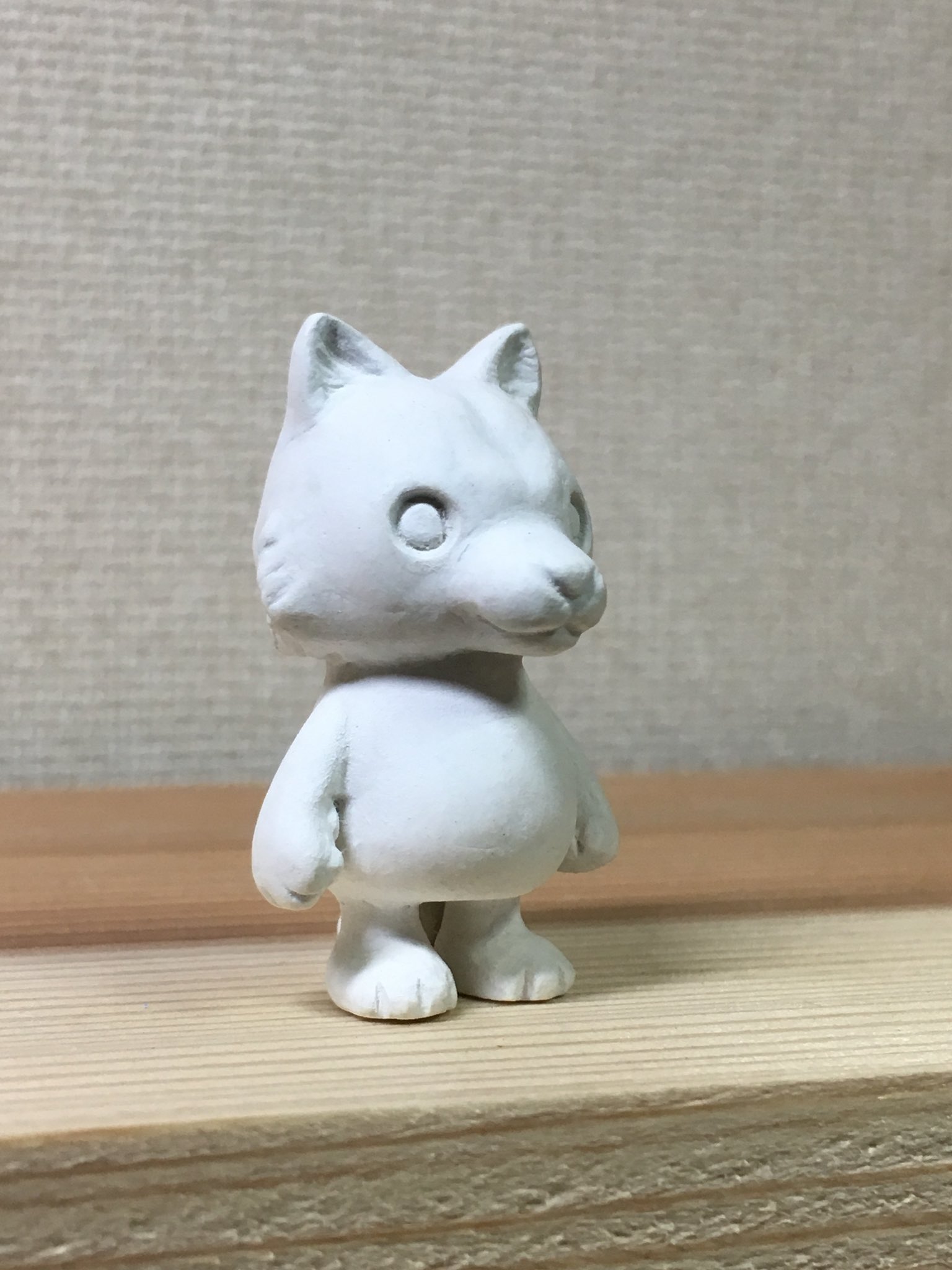 ぎあい 実はポッケシリーズのオオカミも作ってます ほぼ原型は完成したので 来年春には販売できそうです オオカミ フィギュア デフォルメ 動物フィギュア T Co Eokztjfymv Twitter