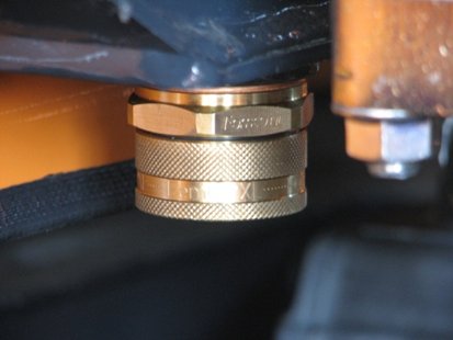 QuickDrainPlug's tweet image. When you need to make the job of changing the oil a safer and more efficient process, look to Quick Drain Plug by Sage Oil Vac for their high-quality oil drain plugs and accessories. quickdrainplug.com/quick-drain-pl…